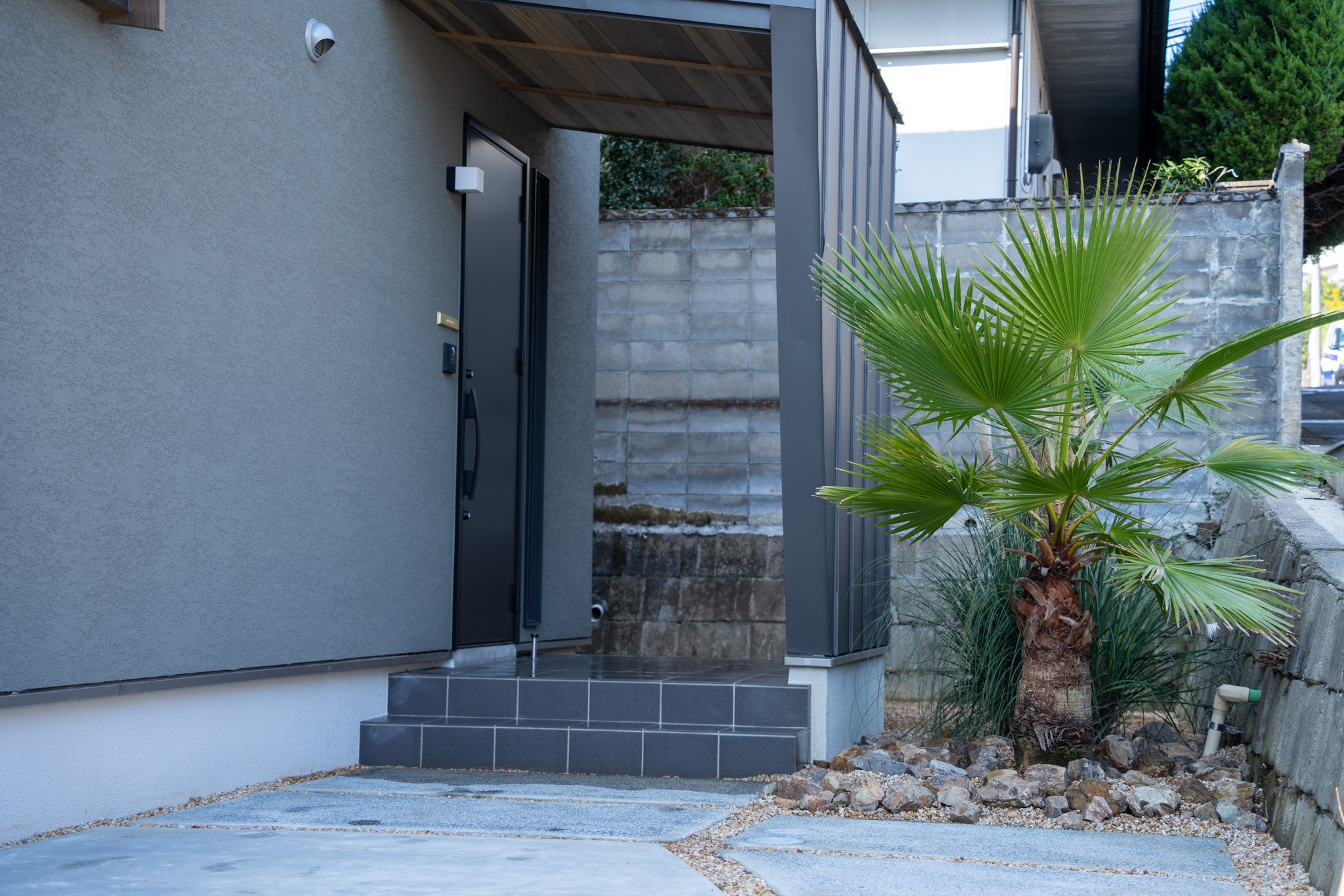 仙台市　新築ドライガーデンロックガーデン施工玄関前