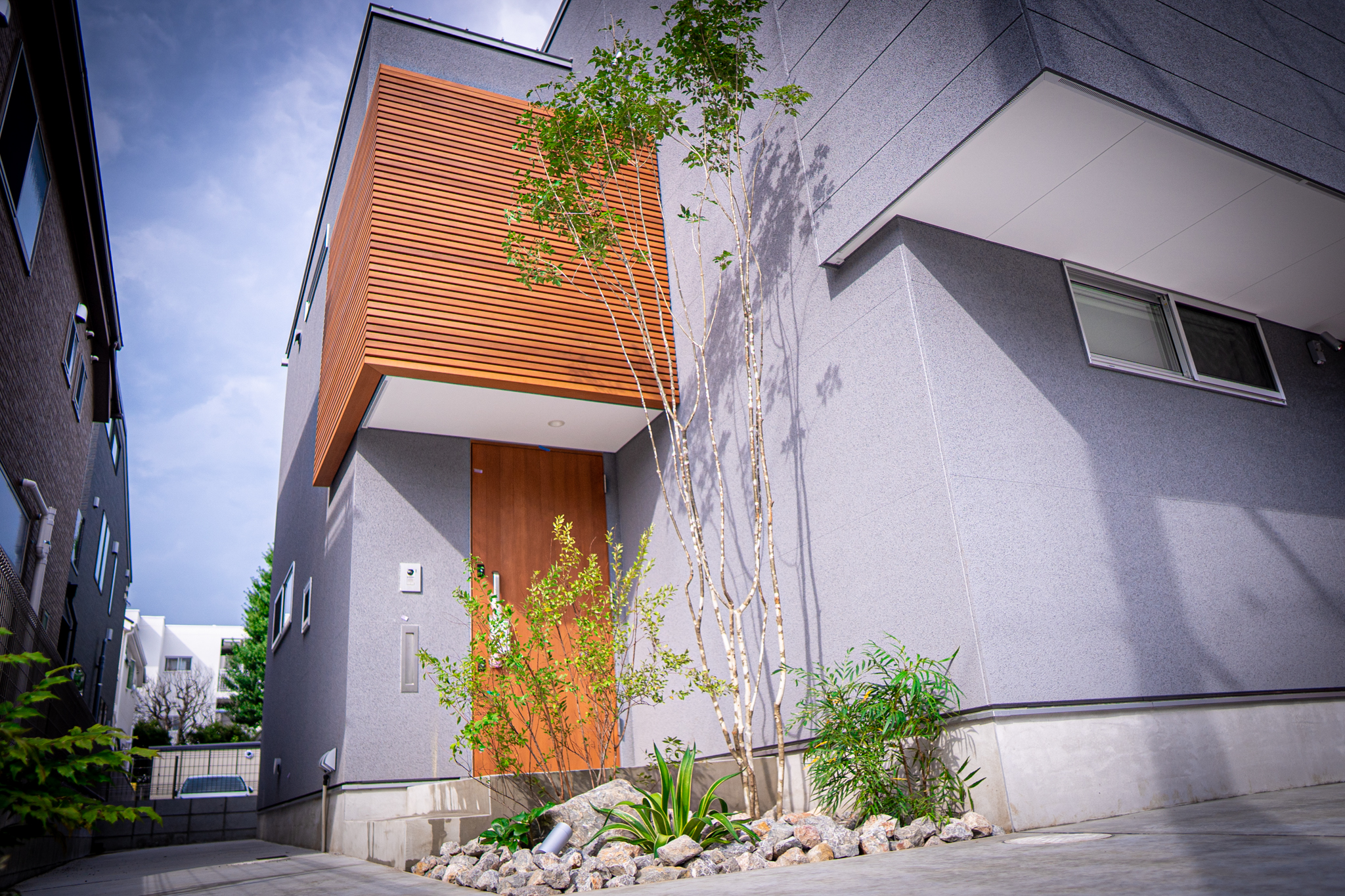 玄関前植栽ロックガーデン