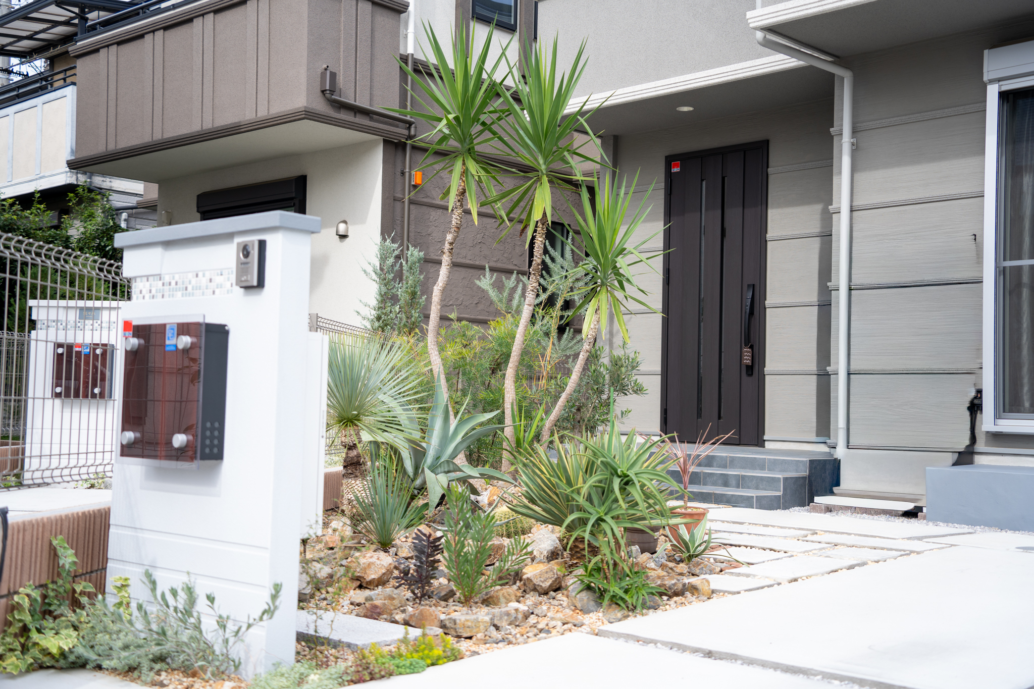 府中市ドライガーデン施工事例