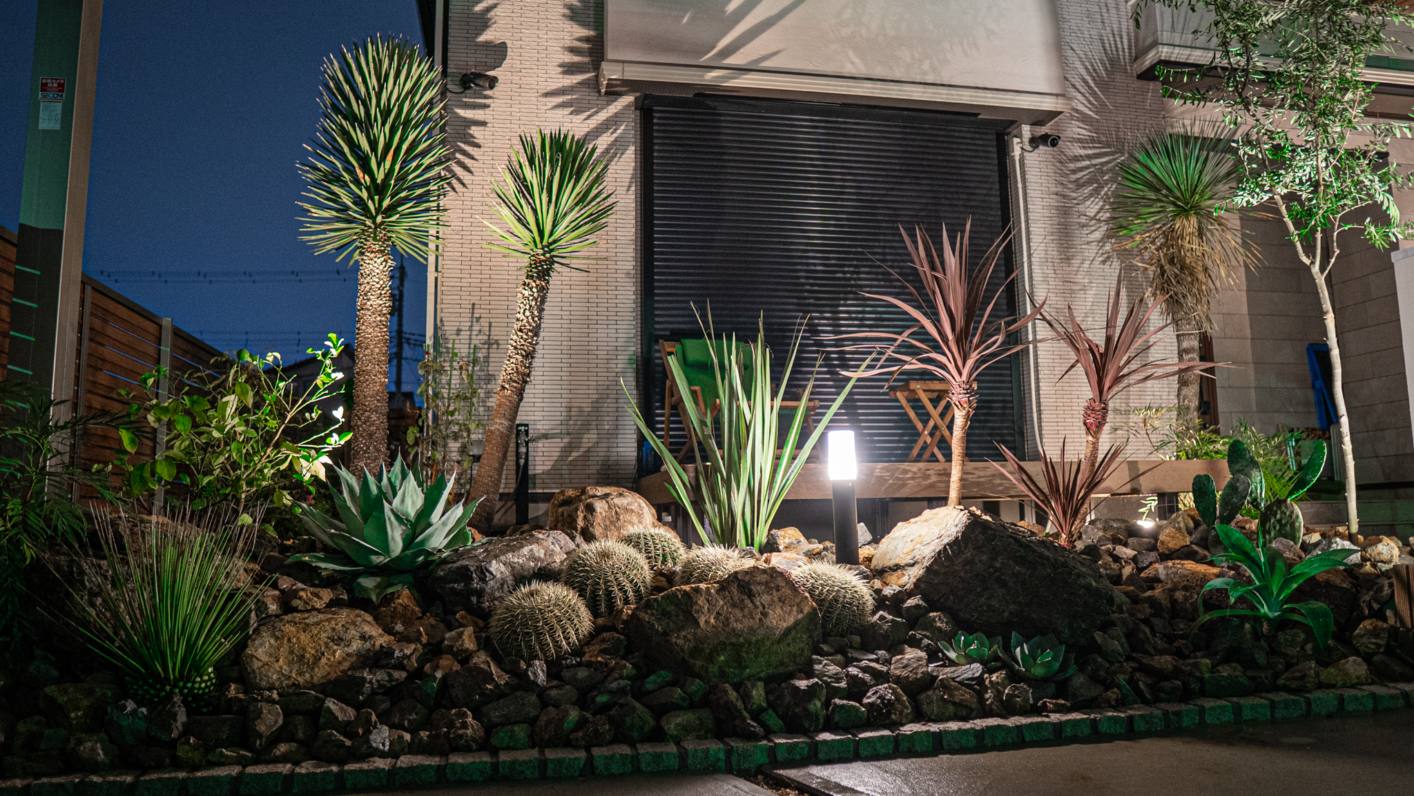 超本格的ドライガーデン施工事例